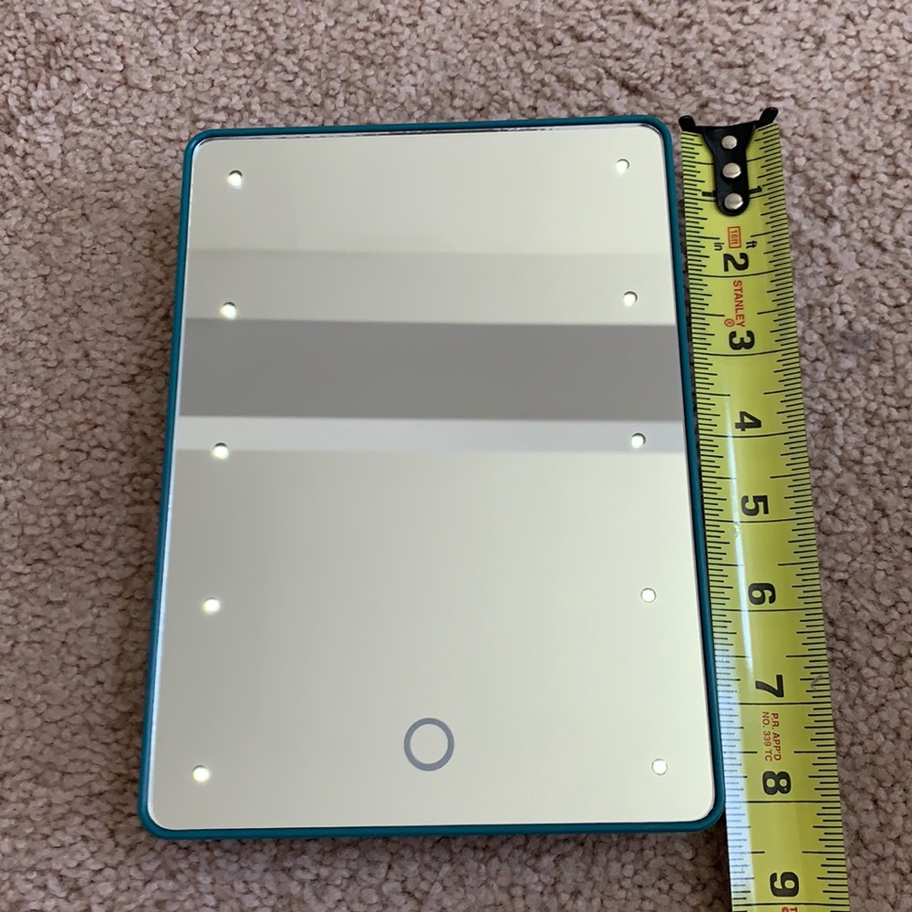 Light up mirror